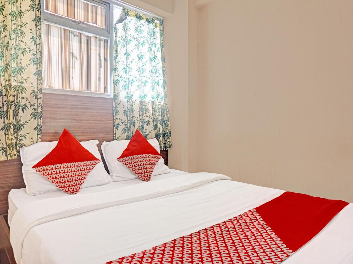 Oyo 91420 S&A Collection Hotell Jakarta Eksteriør bilde